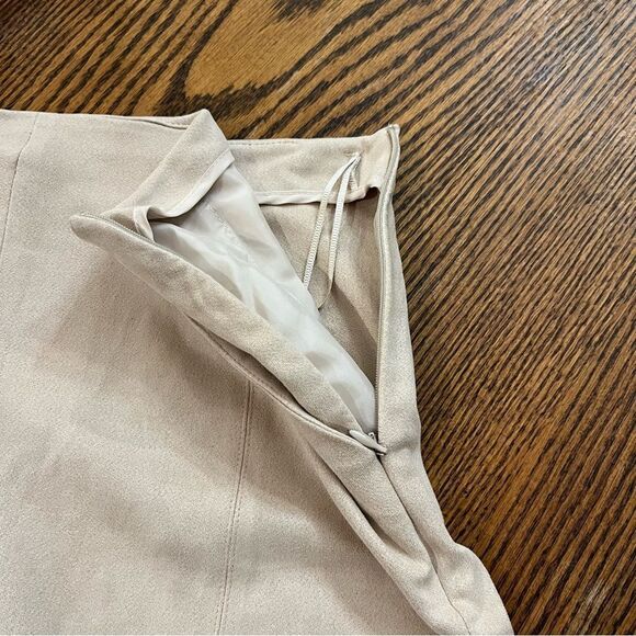 MANGO MNG SUIT Laser Cut Faux Suede Shorts Size 6 Tan - Picture 6 of 9